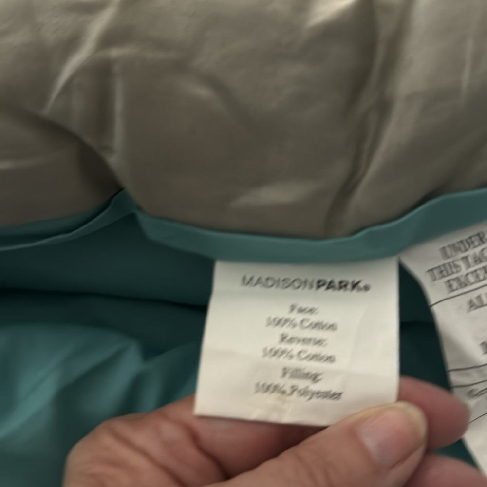 Full/Queen ๐ฏ Cotton Comforter Set - Picture 5 of 6